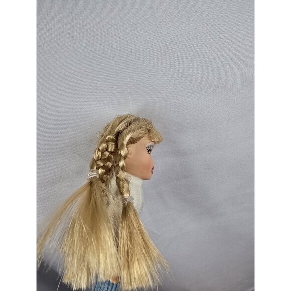 2004 Lil Bratz Sno Fun Ailani MGA Entertainment Different Outfit Mini Doll READ - Picture 13 of 14